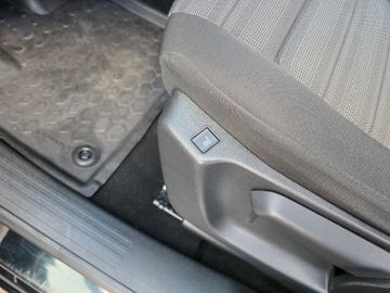 Bild 8 Opel Combo Life E Elegance 1.5D