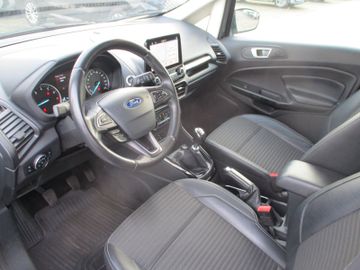Ford EcoSport Titanium  PDC + Kamera + Winterpaket