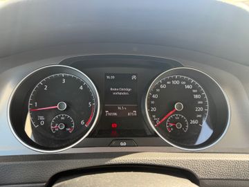 Volkswagen Golf - 11