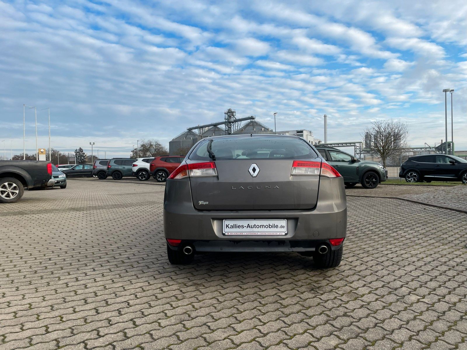 Fahrzeugabbildung Renault Laguna III Dynamique