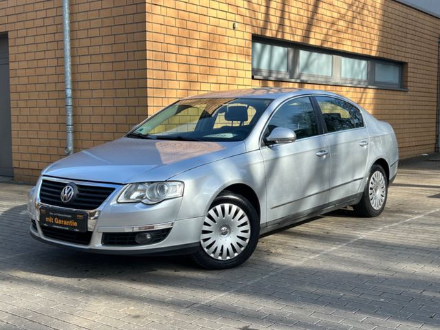 Volkswagen Passat Lim. Comfortline 1,6/PDC/TEMPOMAT/EL.SITZ