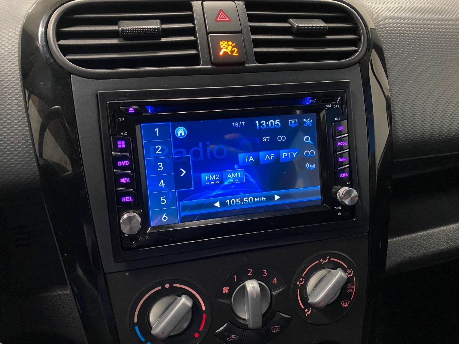 Fahrzeugabbildung Opel Agila B 1.0 Servolenkung