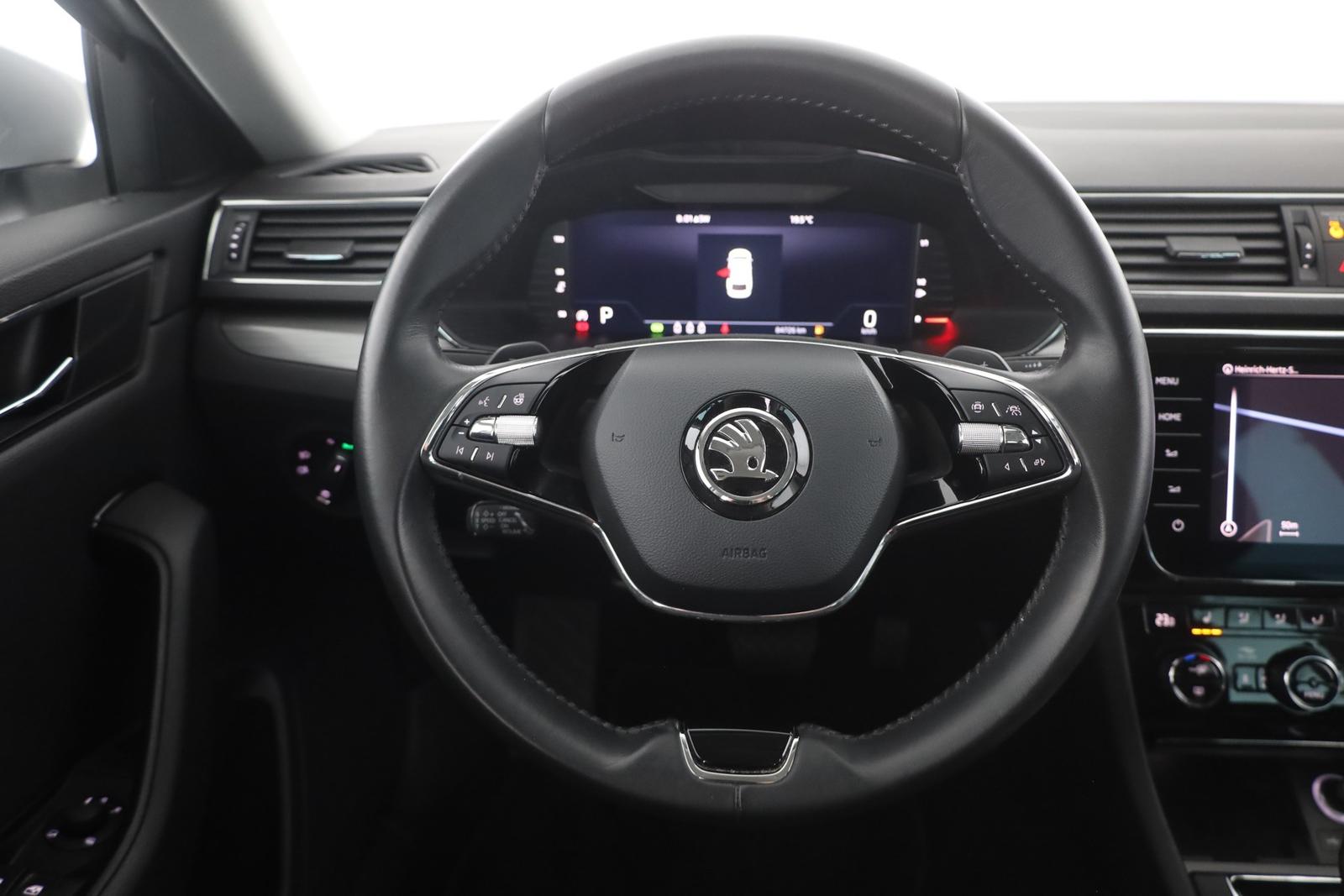 Skoda Superb Combi 2.0 TDI DSG Standheizung ACC 360°