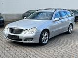 Mercedes-Benz E 320T CDI /BI-XENON/SHZ/PDC/AHK/MFL/KLIMA/LEDER - Mercedes-Benz E 320 in Stuttgart