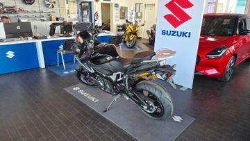 Suzuki GSX-S 1000GX HausAktiontion