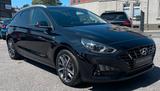 Hyundai i30 CW 1.5T-GDI 48V Trend NAV+SHZ+AHK+WR+PDC+RFK - Hyundai i30: Cw