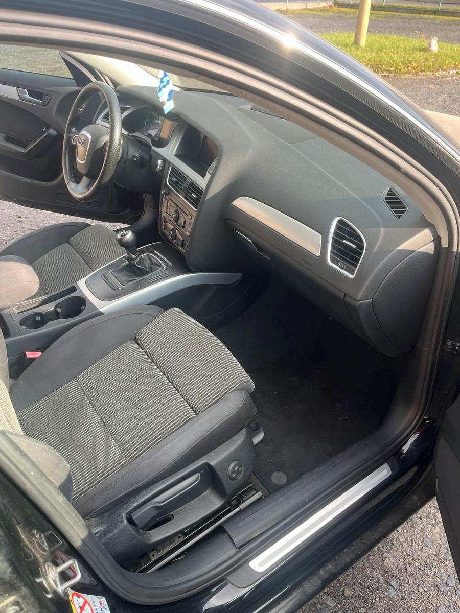 Audi A4 2008 — photo 6