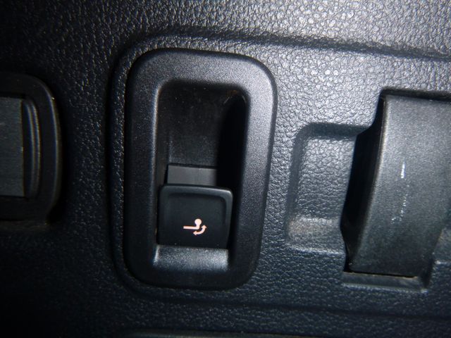 Fahrzeugabbildung Volkswagen Touran 2.0 TDI Comfortline>AUT/AHK/ACC/PDC/SHZ<