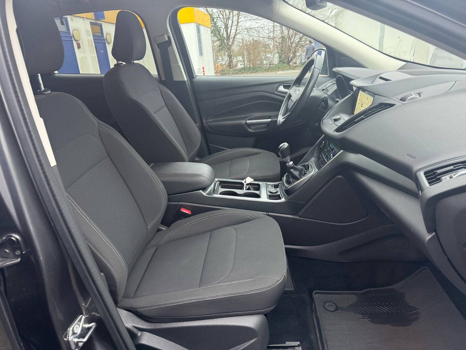 Fahrzeugabbildung Ford Kuga Cool & Connect Navi+LED+Sitzheizung