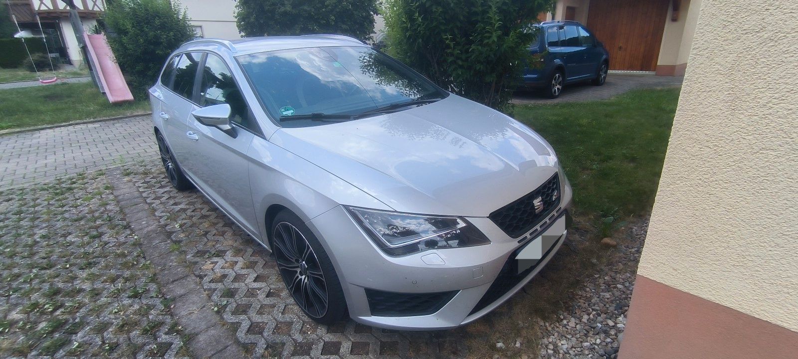 SEAT Leon 2.0 TSI Start&amp;Stop ST CUPRA 265 DSG CUP...
