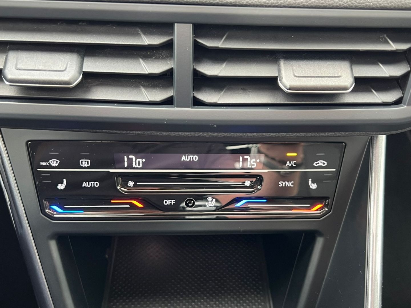 Polo 1.0TSI DSG Style - PANO*IQ*KAMERA*APP*1HD!!