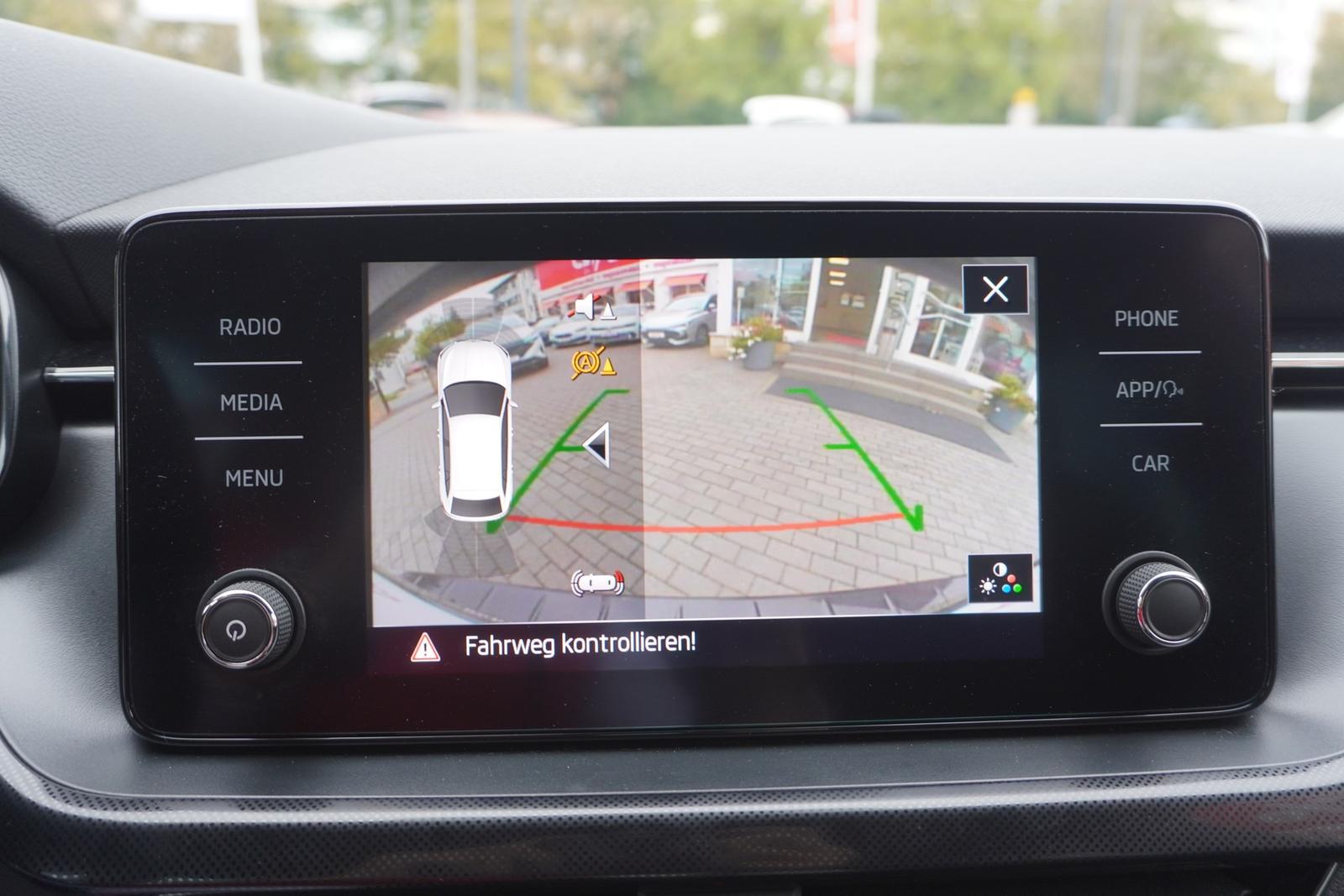 Skoda Scala 1.0 TSI Style LED Kamera Tempomat Sitzheiz