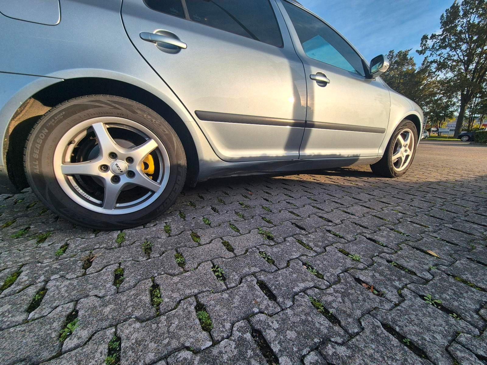 Skoda Octavia 2005 — photo 7