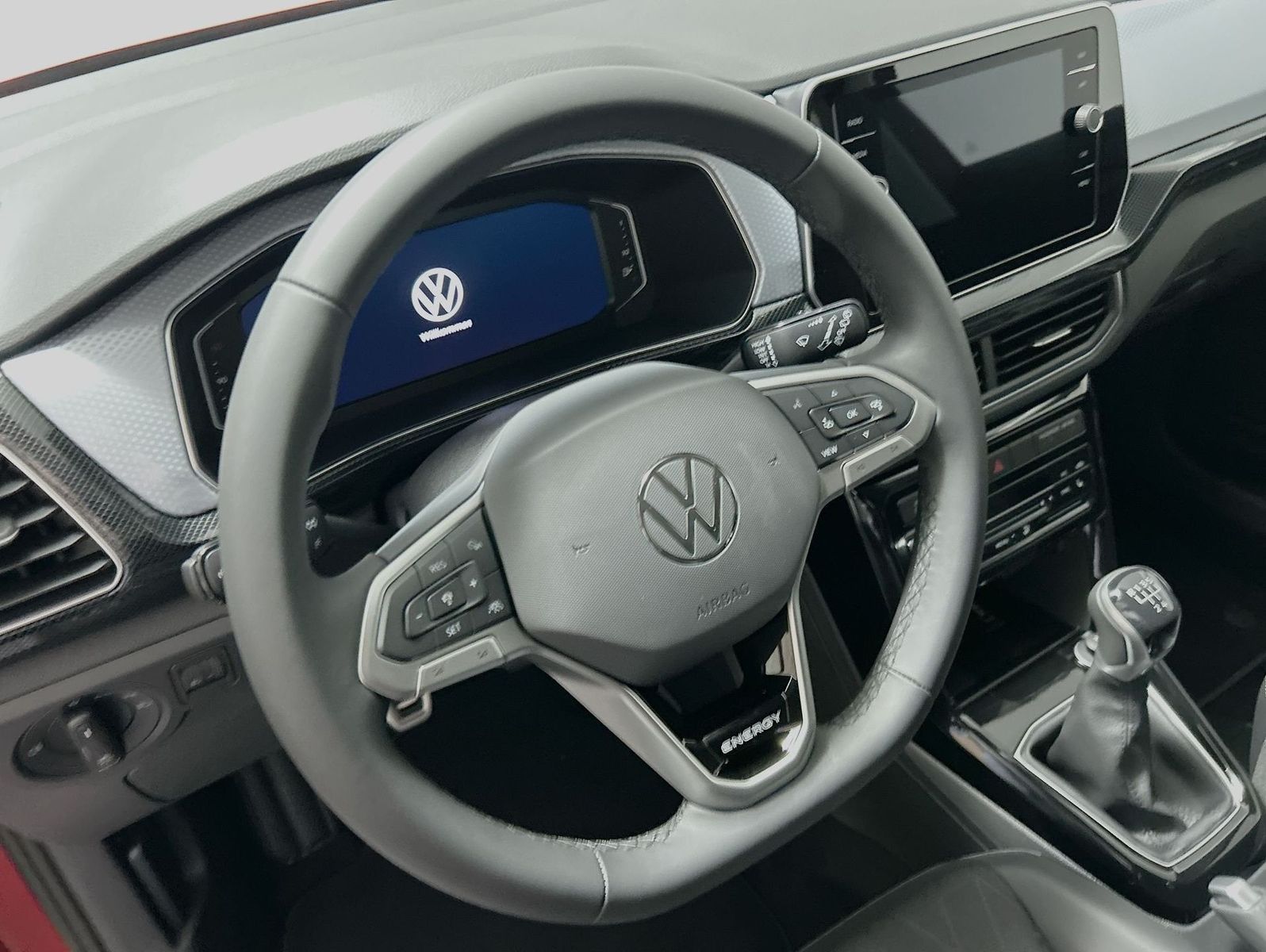 Volkswagen T-Cross - Bild 9