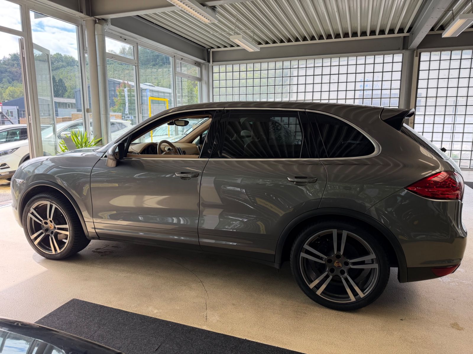 Fahrzeugabbildung Porsche Cayenne Diesel