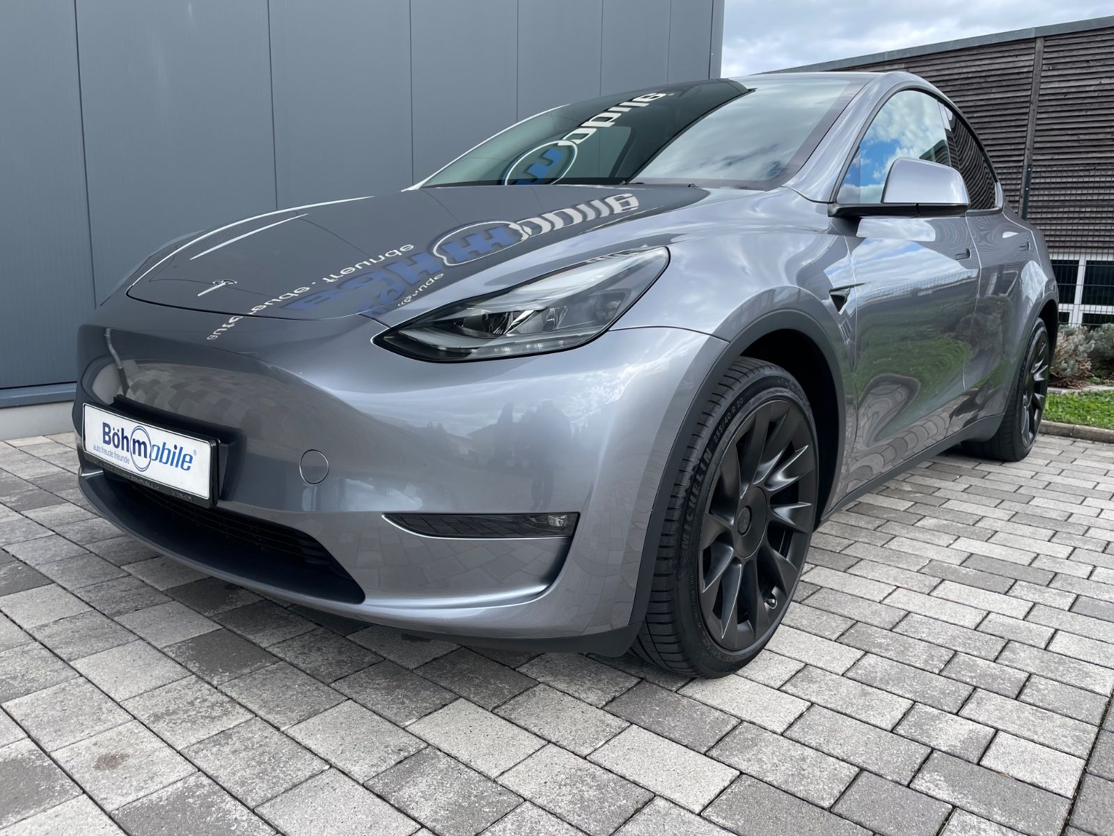 Tesla Model Y LR Dual AWD/AHK/20 Zoll/1.Hd./MWST. awb. imagem 3