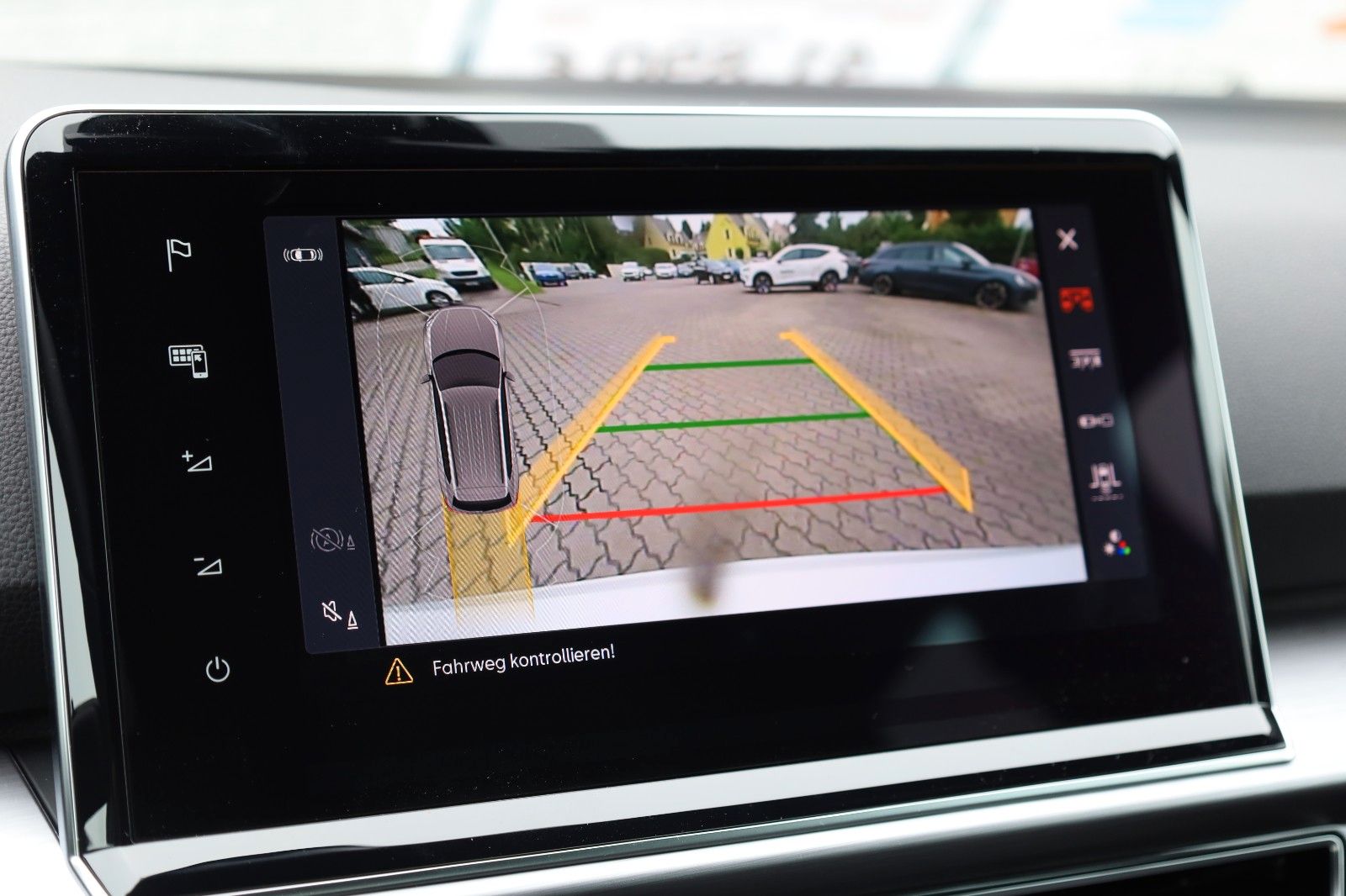 Fahrzeugabbildung SEAT Tarraco 1.4 e-HYBRID FR *SHZ*LED*AHK schwenkbar