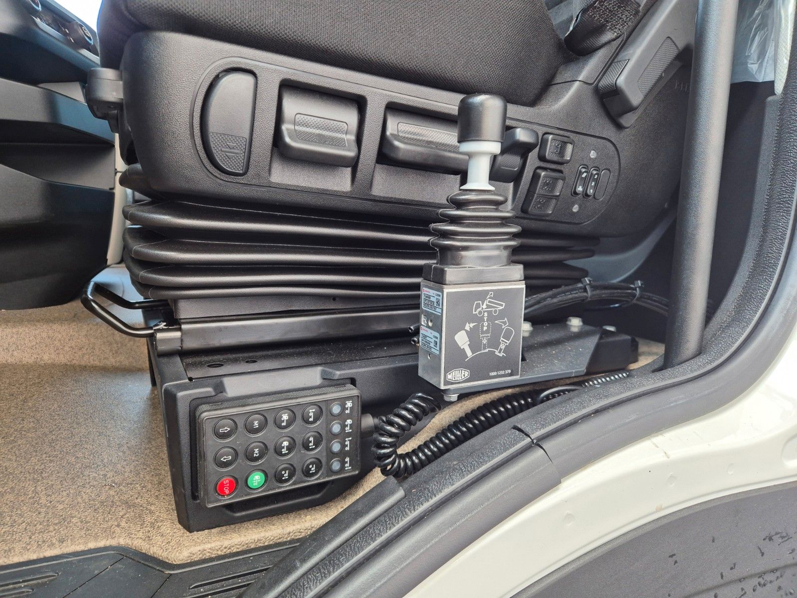 Fahrzeugabbildung Iveco X-Way AS440X50T/P ON+ Hydraulik Intarder Cam