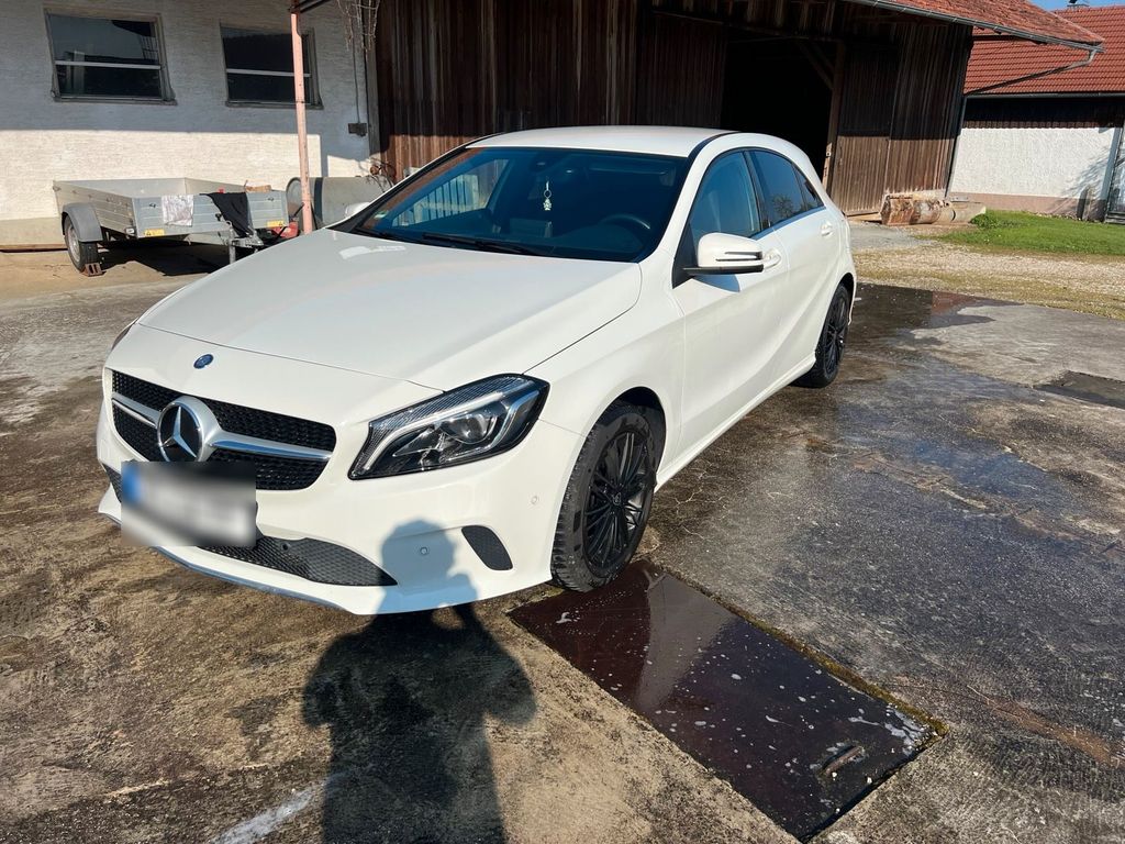 Image of Mercedes-Benz A 180