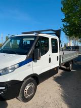 Iveco Daily Pritsche Doppelkabine 7 Sitzer - Iveco Diesel Abschleppwagen