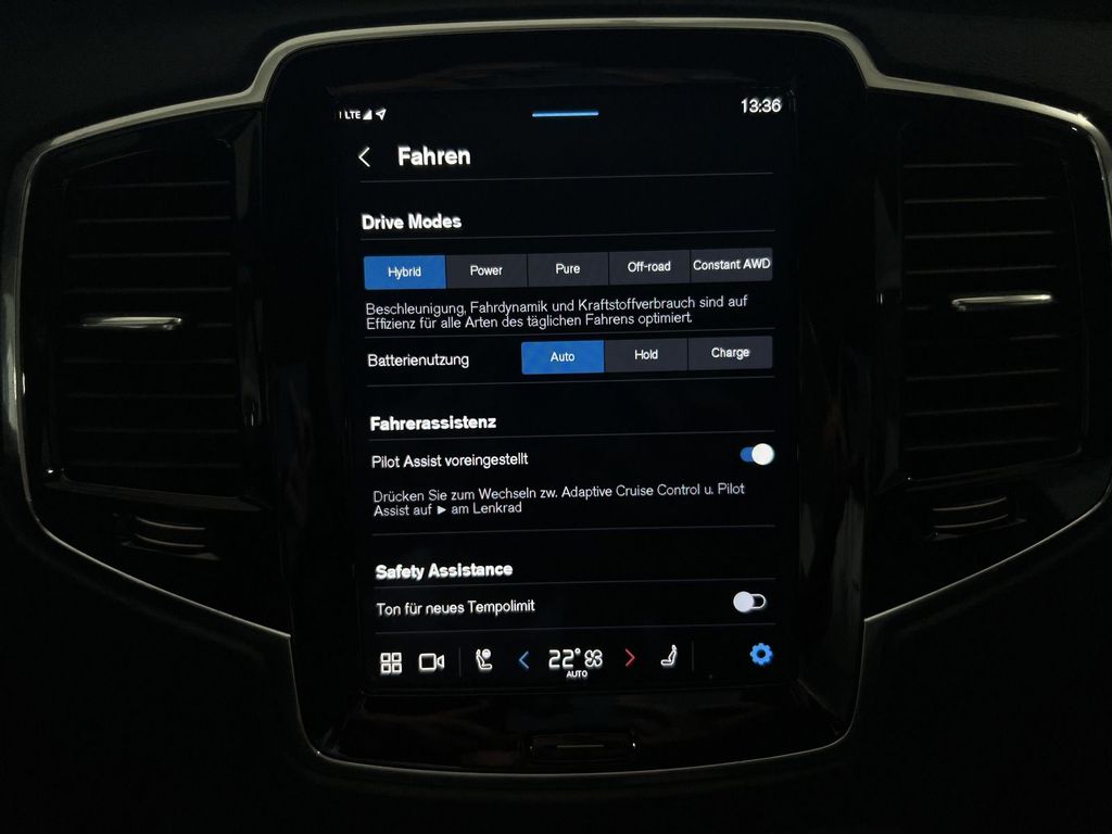 Volvo XC90 T8 Plus Bright Recharge AWD FourC AHK B&W