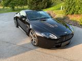 Aston Martin V12 Vantage 6.0 V12 - Aston Martin V12 Vantage: Coupe