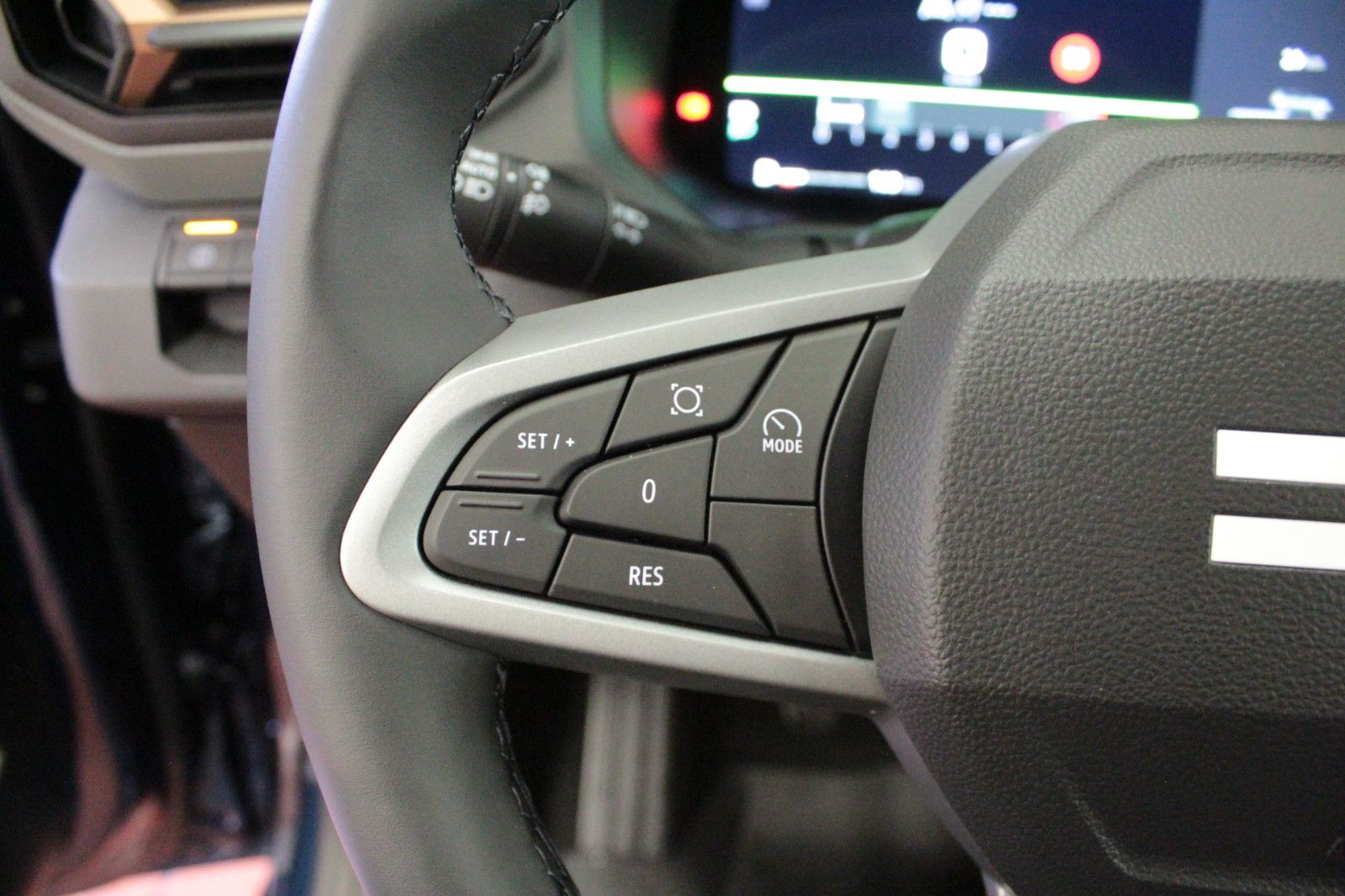 Fahrzeugabbildung Dacia Bigster mild hybrid 140 Extreme *Winter+*City*