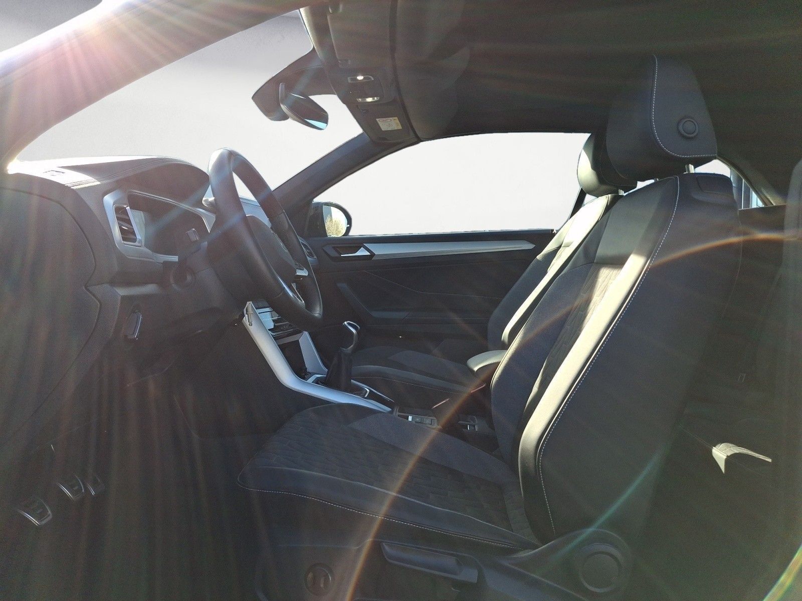 Volkswagen T-Roc - Bild 8