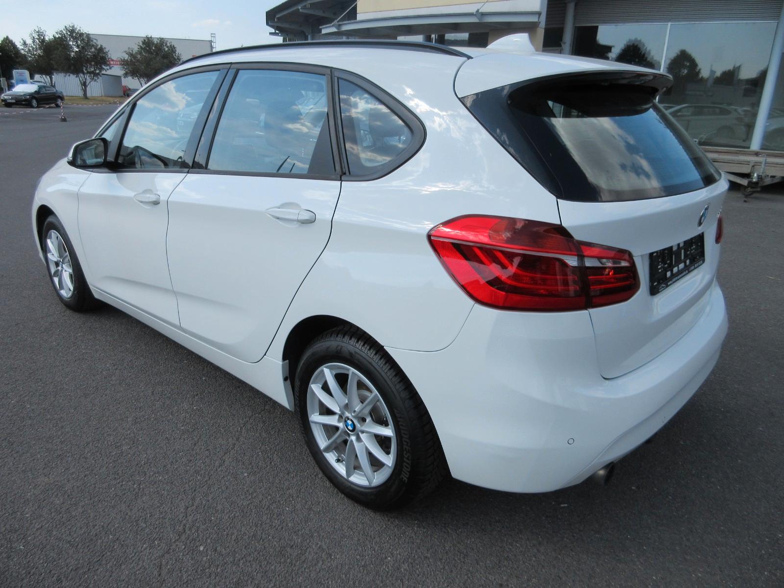 BMW 218i Active Tourer Advantage **2.HAND**