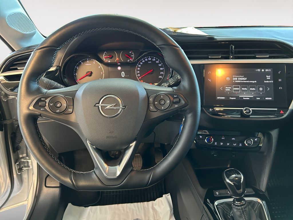 Fahrzeugabbildung Opel Corsa 1.2 Turbo Edit. Navi Sitzheizung Parkpilot