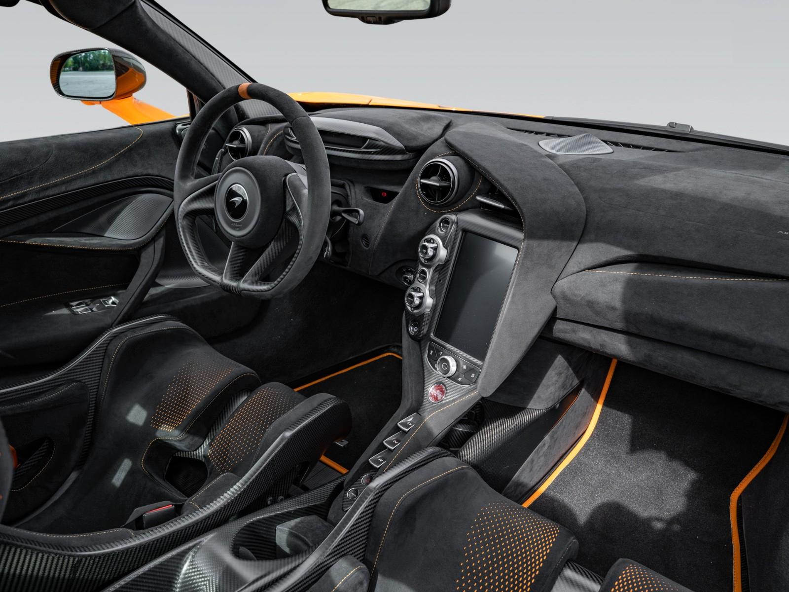 McLaren 765LT Coupé | Racing Seats | Engine Window