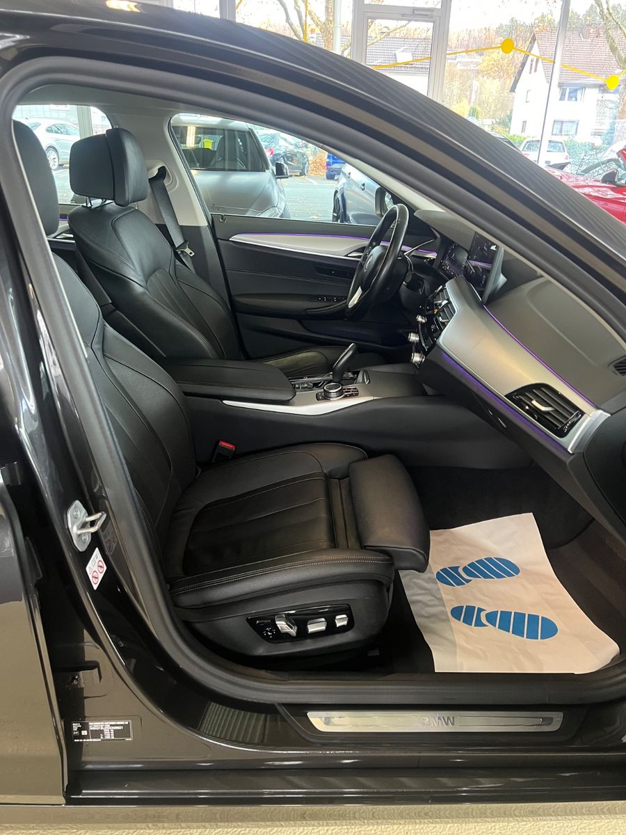 Fahrzeugabbildung BMW 520 d Lim. Mild Hybrid *SITZHEIZUNG & BELÜFTUNG*