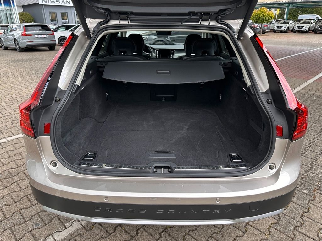 Volvo V90 Cross Country B4 AWD Ultimate *HUD*Pano*360°