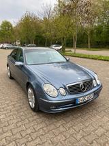 Mercedes-Benz E 280 CDI 4MATIC AVANTGARDE Avantgarde - blaue Mercedes-Benz E 280