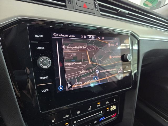 Passat Variant Elegance 2.0 TDI DSG LED NAV APP