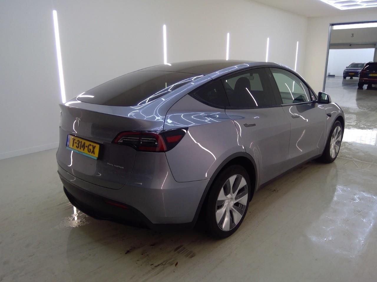 Tesla Model Y Long Range AWD 75kWh 351pk 89.1% SoH [ T imagem 3