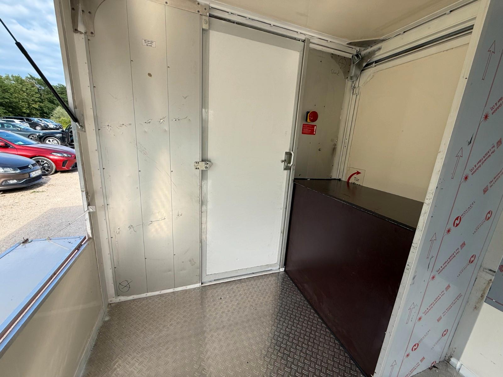 Iveco Han Foodtruck & Imbisswagen & Verkaufswagen