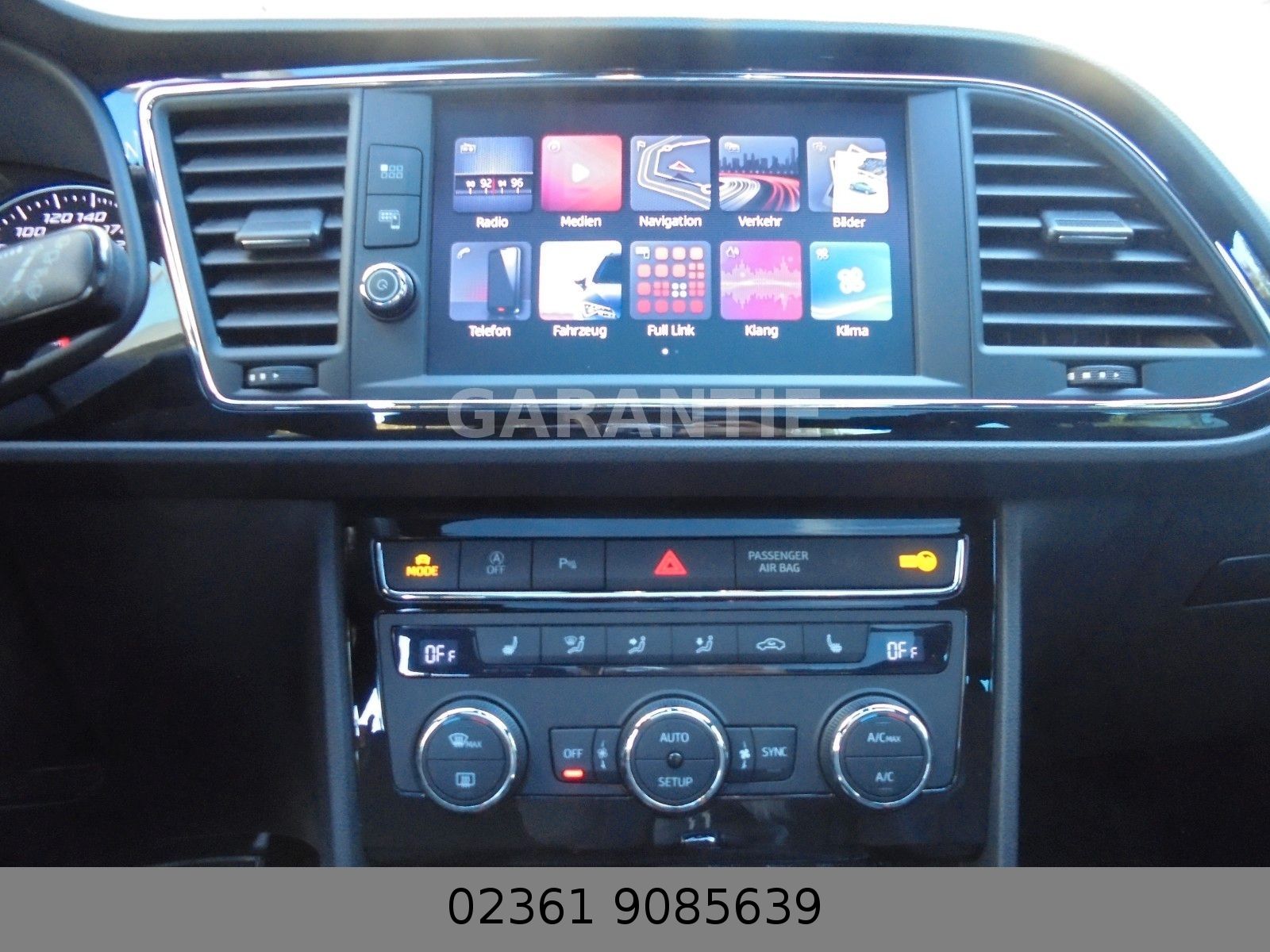 Fahrzeugabbildung SEAT Leon ST FR 2.0 TDI/Automatik/Panorama/Navi/
