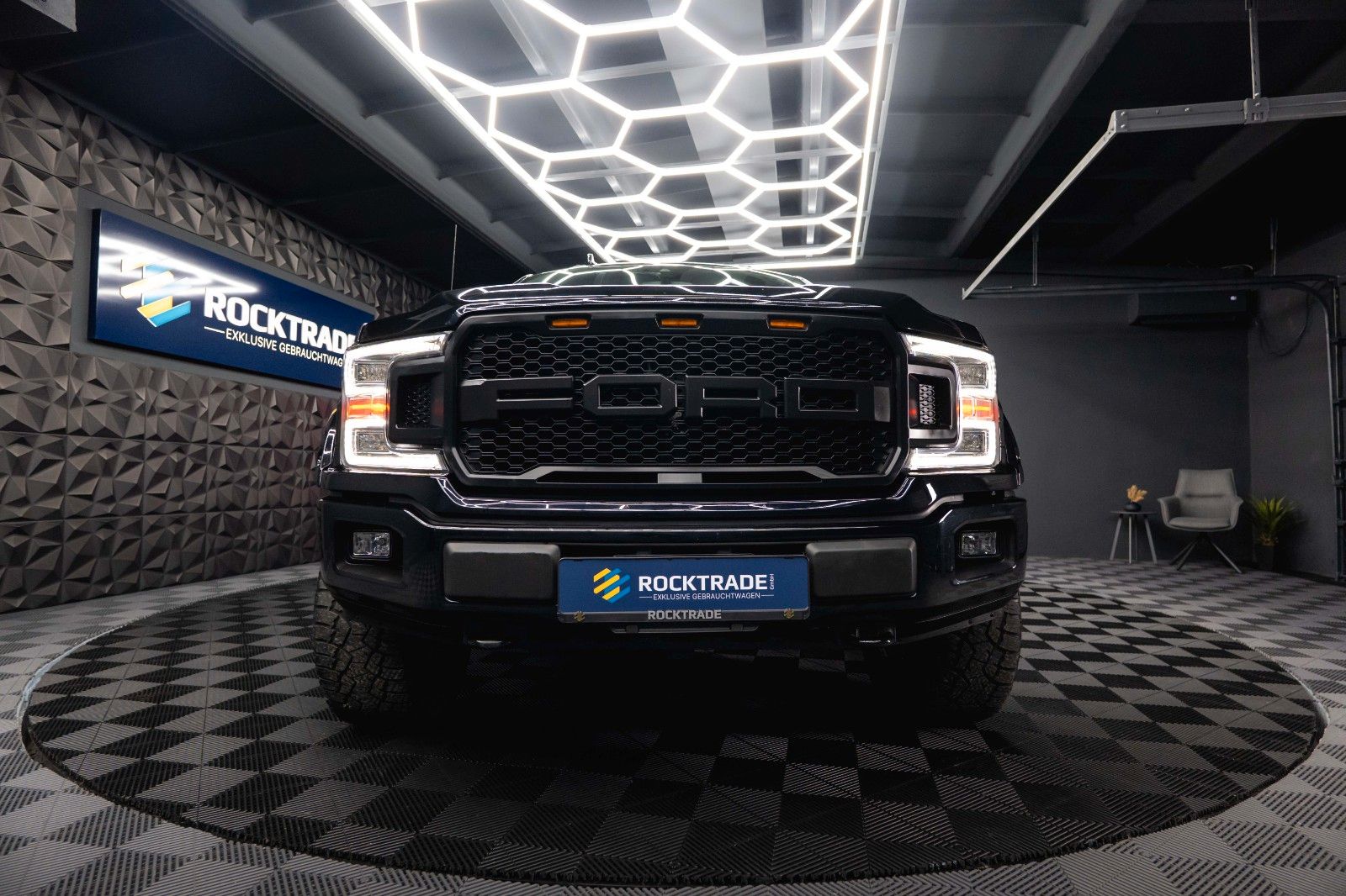 Fahrzeugabbildung Ford F150 3.5L V6 4x4 Offroad RAPTOR LARIAT LaChanti