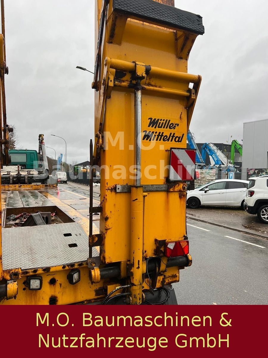 Fahrzeugabbildung Müller-Mitteltal PT 30,0 Kompakt / 3 Achser / Blatt /hydr. Rampen