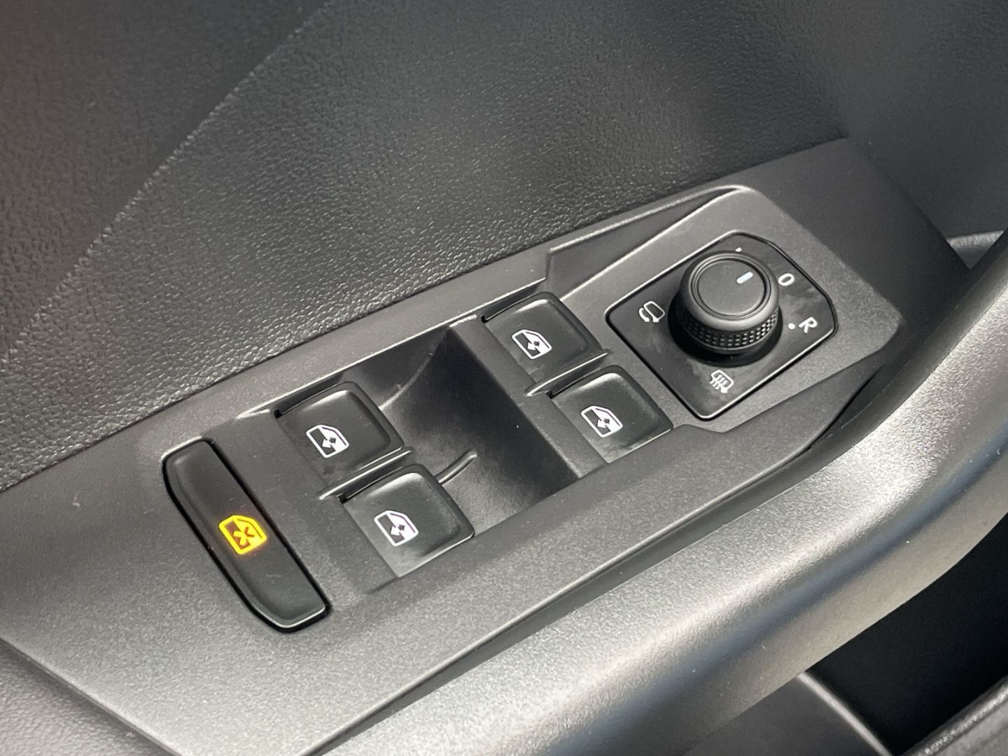 T-Cross 1.0 TSI DSG Life Kamera/ACC/App-Connect/