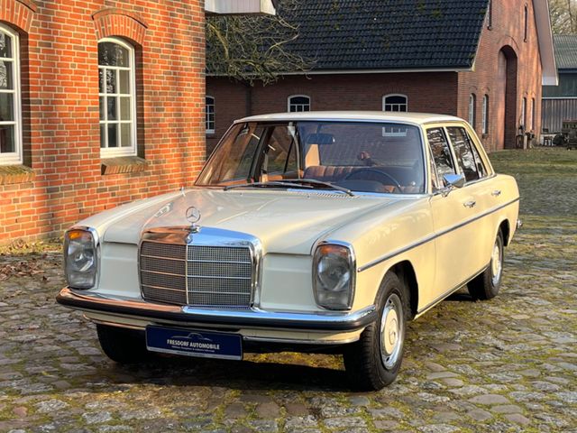 Mercedes-Benz 200 W115 /8, 1.Serie, schöner Originalzustand