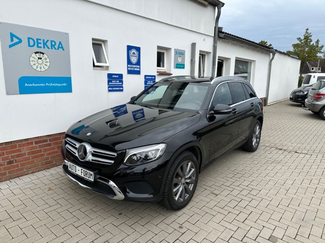 Mercedes-Benz GLC 250 4Matic Exclusive*LED*AHK*PANO*