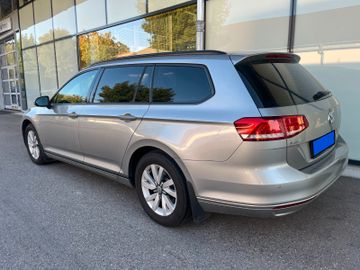 Volkswagen Passat - 2