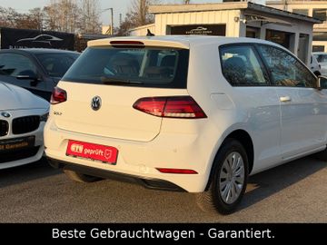 Volkswagen Golf - 9