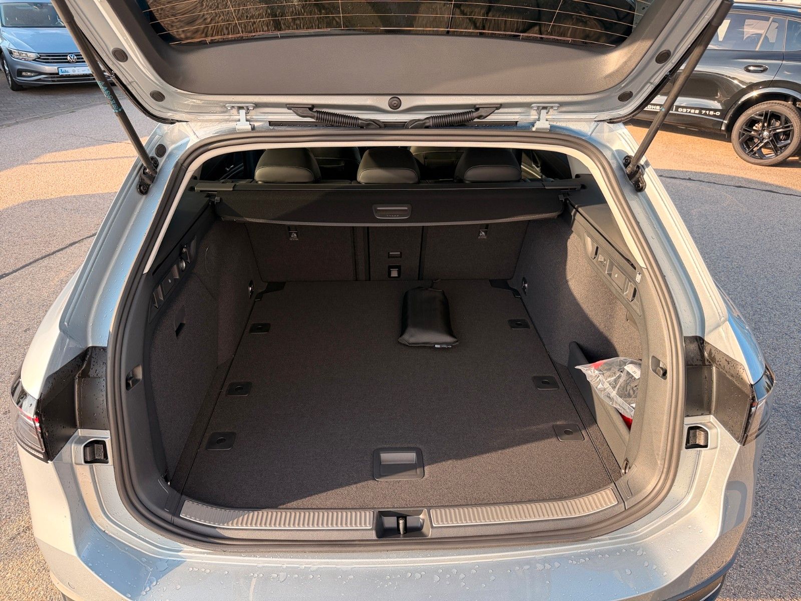 Volkswagen Passat Variant - Bild 8