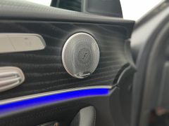 MERCEDES-BENZ E 53 AMG 4Matic+ /  TOP AUSTATT. / 457 PS / 4x4