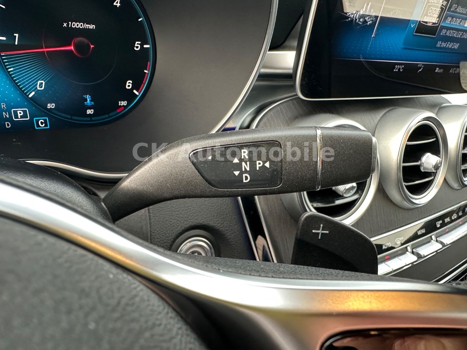Fahrzeugabbildung Mercedes-Benz C300d T 4Matic Avantgarde/Burmeste/Navi/LED/360°