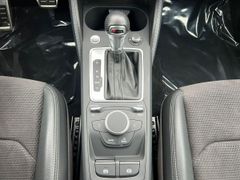 Fahrzeugabbildung Audi Q2 35 TDI sport S LINE ACC KEYLESS LED