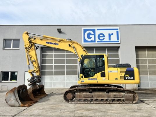 Komatsu PC 210 LC-8